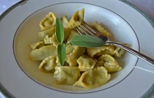 piatti piemontesi ravioli del plin