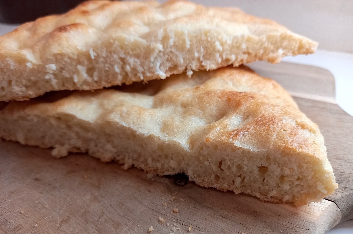 focaccia con patate nell impasto video ricetta