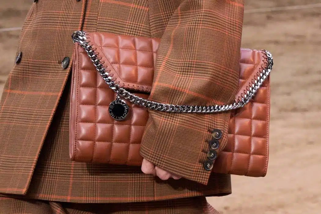 Stella Mccartney borse vestiti vegan inverno 2024