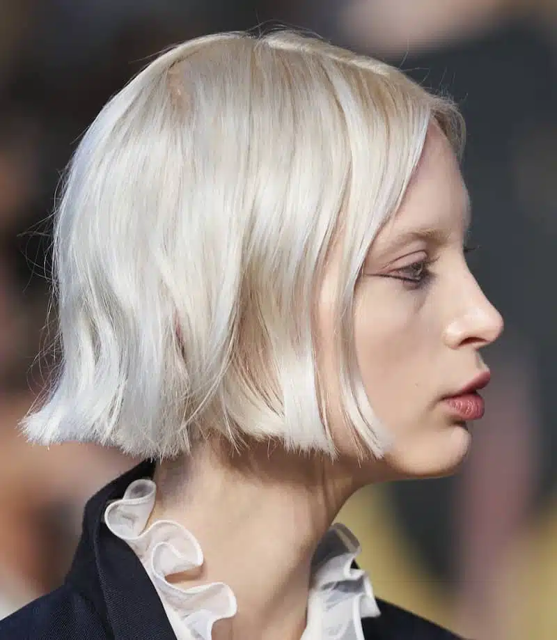 capelli 2023-24 bob biondo platino