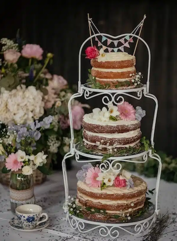 torta a piani stile vintage