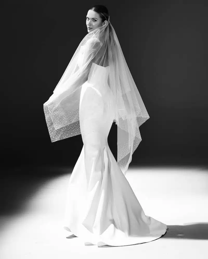 Romona Keveza sposa 2024 abito sirena-05