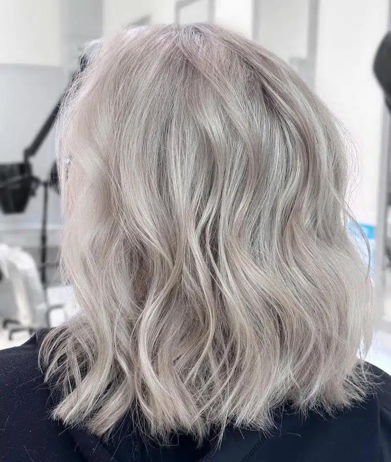 bob mosso capelli platino 2023