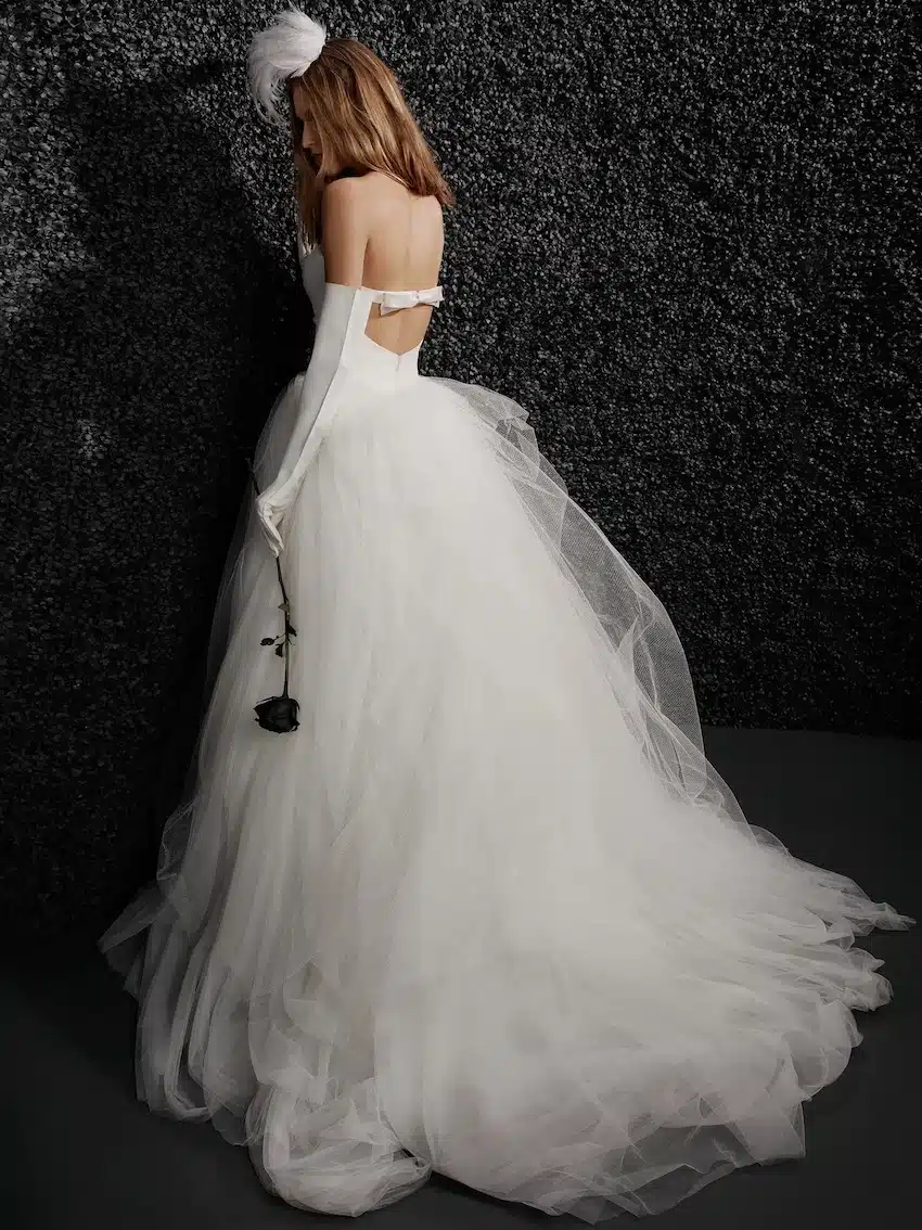 vera wang sposa abito pe 2024