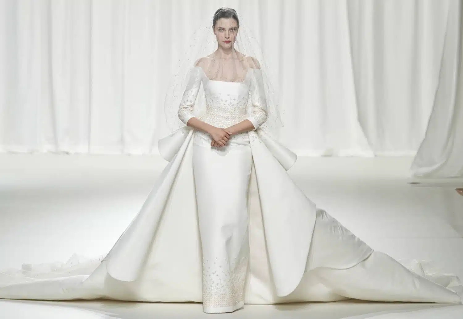 Abiti sposa alta moda inverno 2024 Rami Al Ali