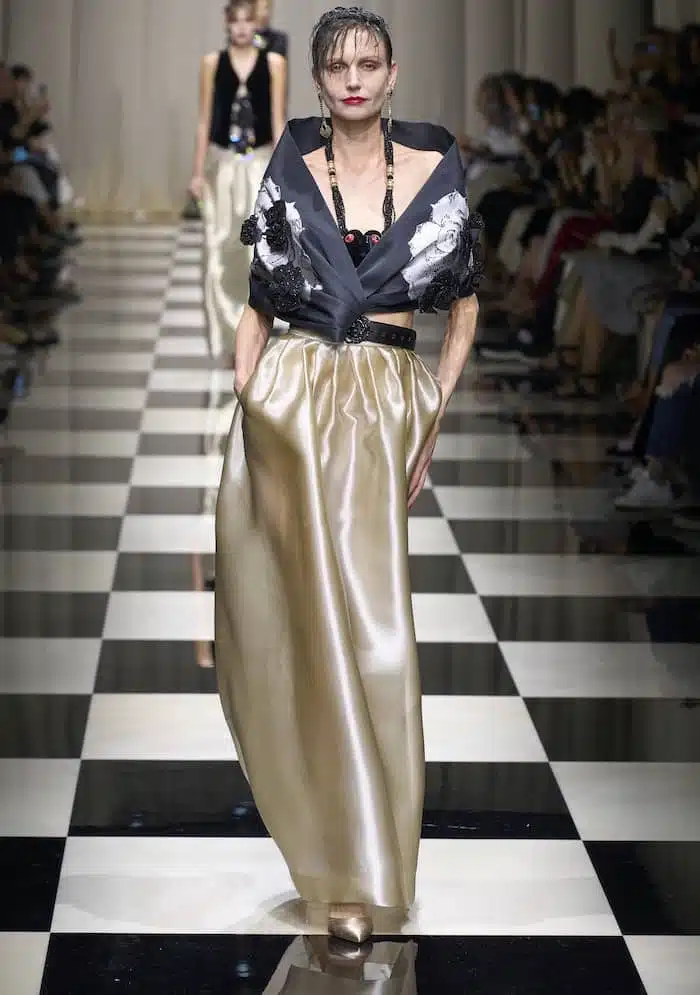 Armani gonna oro inverno 2023-24