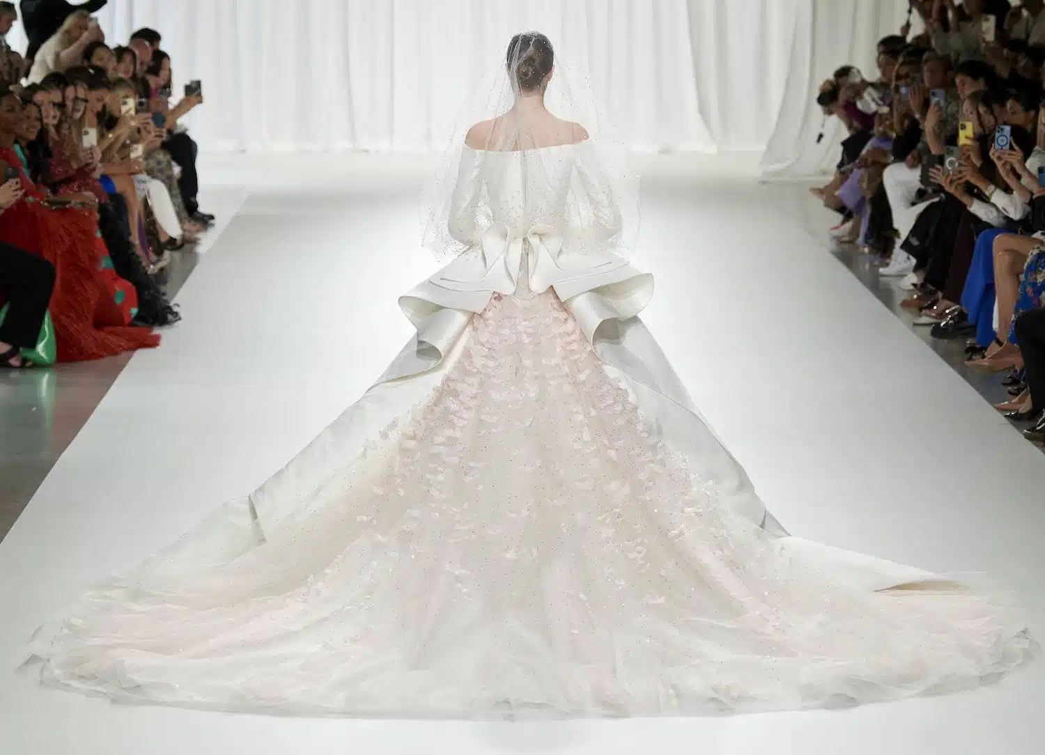 abito sposa alta moda inverno 2024 