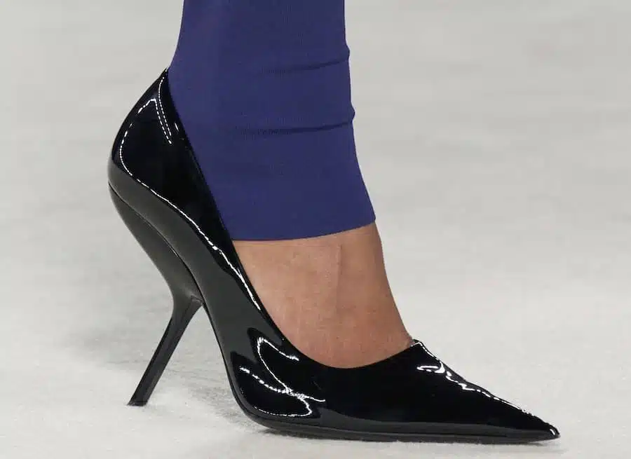 Ferragamo scarpe moda inverno 2023-2024