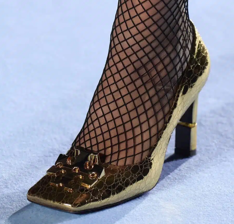 scarpe moda inverno 2023 2024 dorate