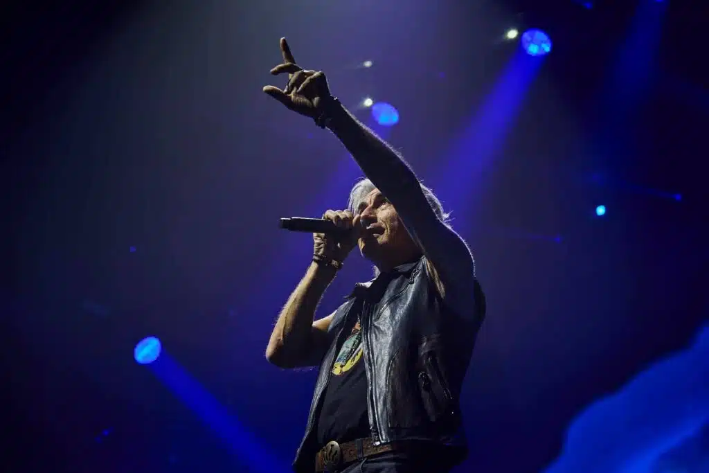 La metà della mela Ligabue