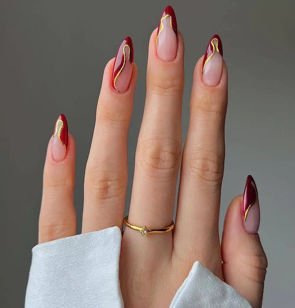 nail art rosse oro natale 2023