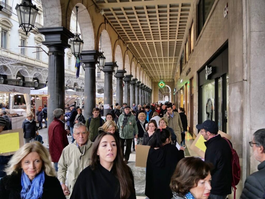 Saldi Piemonte 2025. Date saldi invernali gennaio e febbraio Donne Sul Web