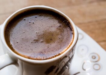 caffè turco in tazza