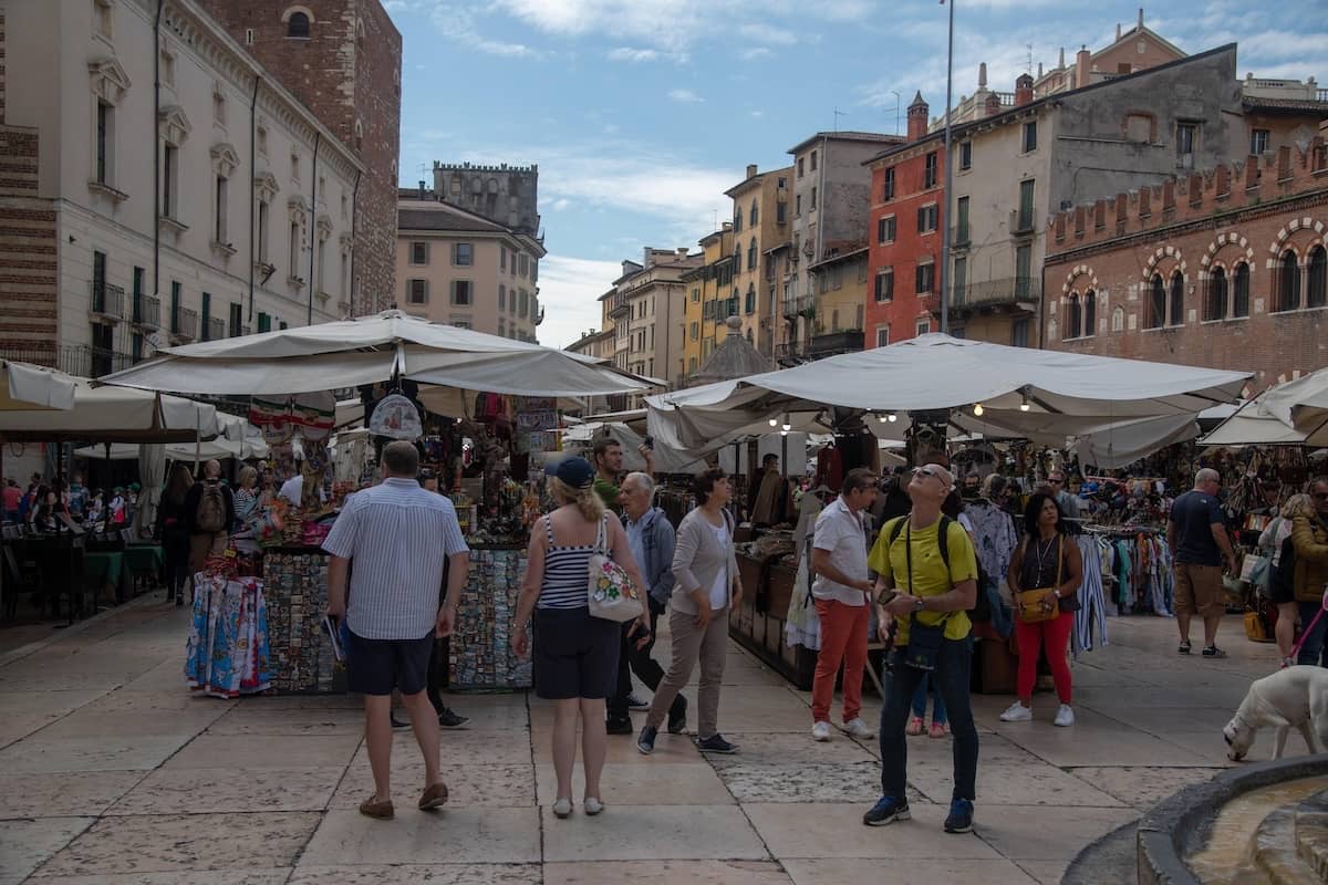 Saldi estivi in Veneto 2025