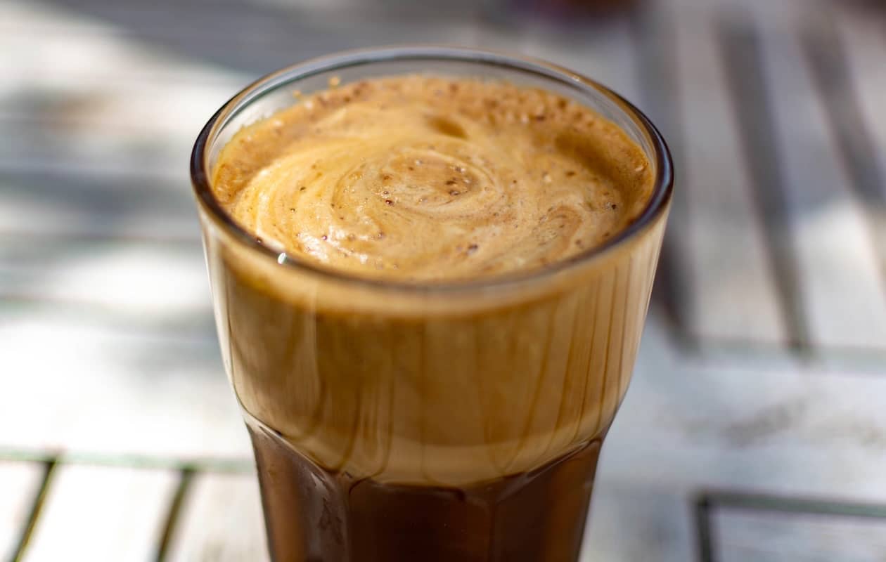 frappe greco in bicchiere