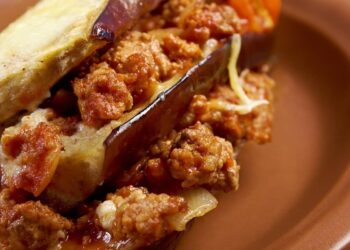 moussaka semplice carne e besciamella