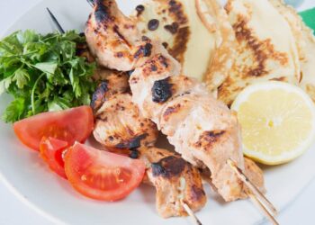 tavuc sis kebab di pollo turco