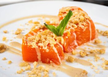 dolce di zucca turco con noci e tahina