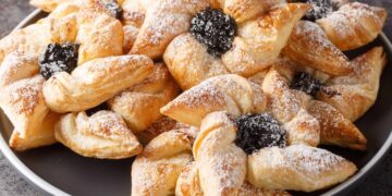 Joulutorttu stelle di pasta sfoglia dolci natale finlandesi