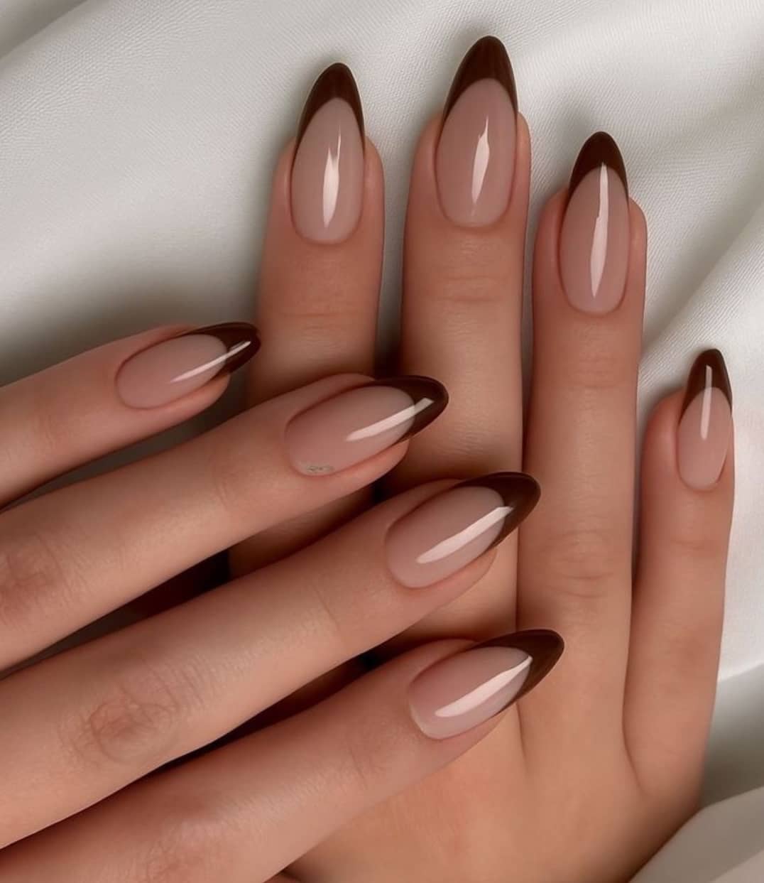 french manicure invernali 2026