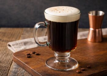 irish coffee in bicchiere ricetta passo passo