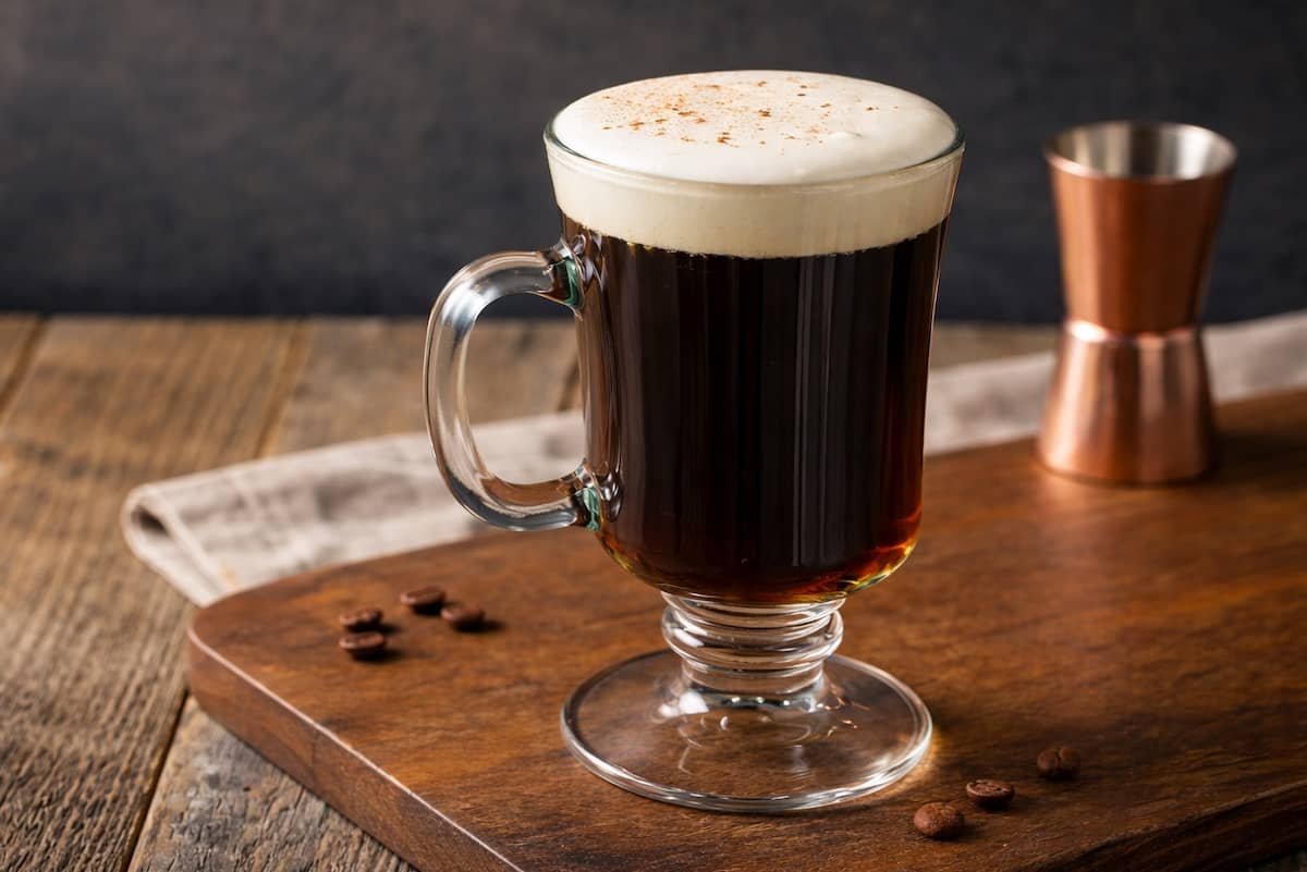 irish coffee in bicchiere ricetta passo passo