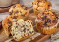 muffin con gocce di cioccolato preparati in casa