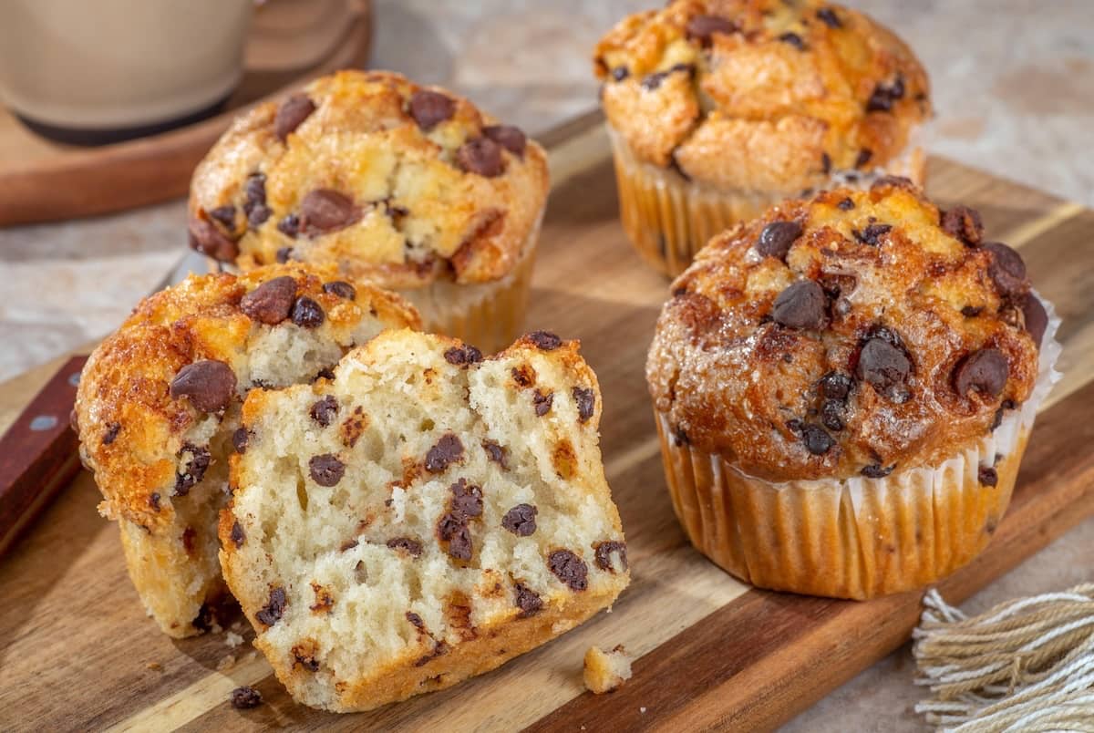 muffin con gocce di cioccolato preparati in casa