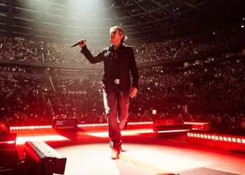 Nessuno è di qualcuno canzone Ligabue 2026