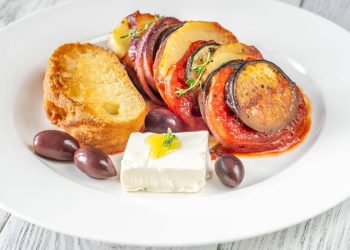 briam tourlou greco verdure al forno