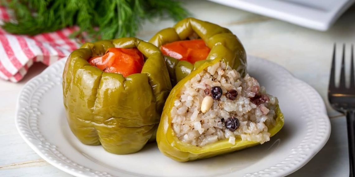 peperoni ripieni turchi con riso e pinoli