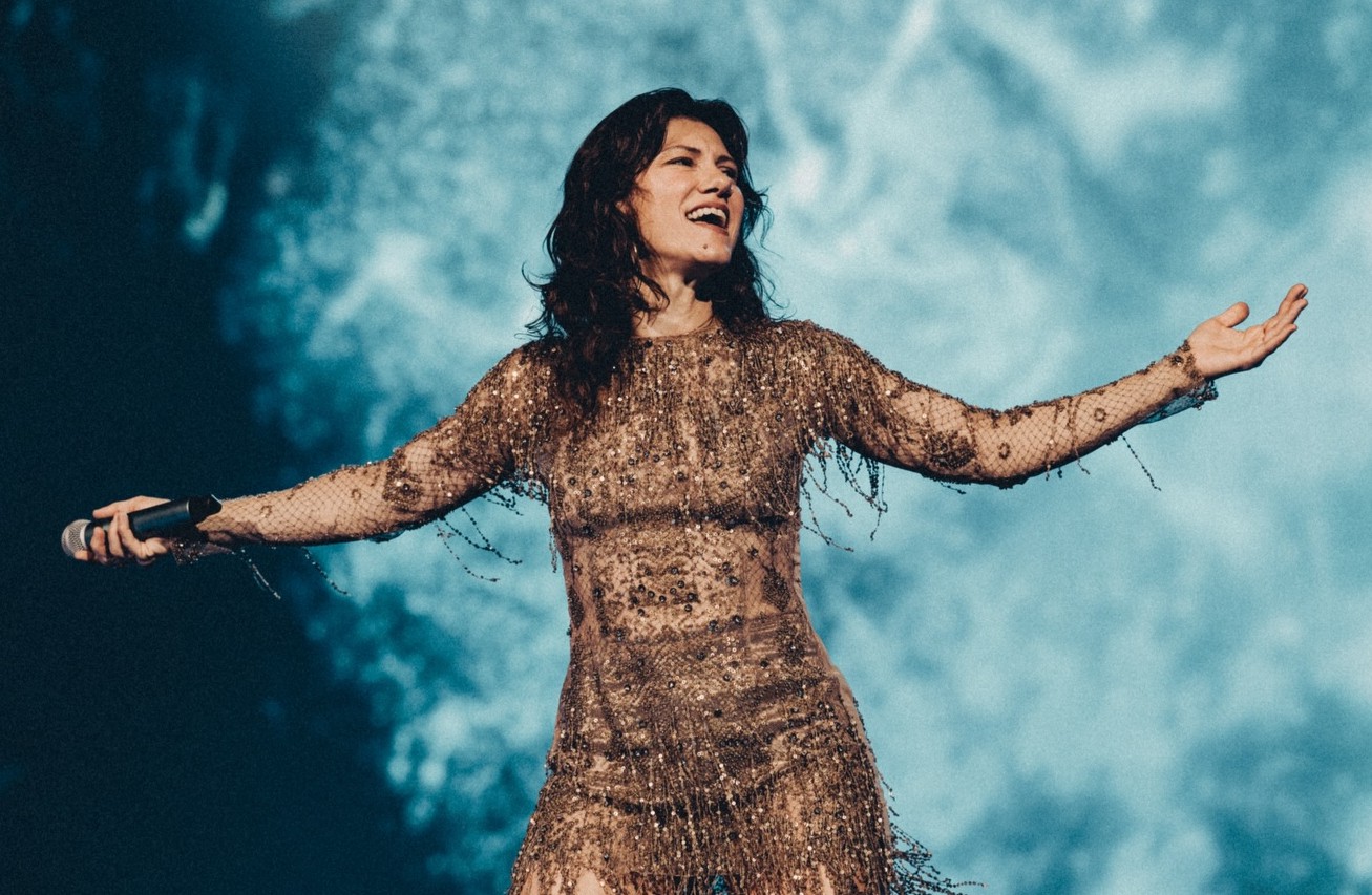 Amore è canzone Elisa 2026