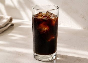 caffè freddo fatto in casa con moka o espresso